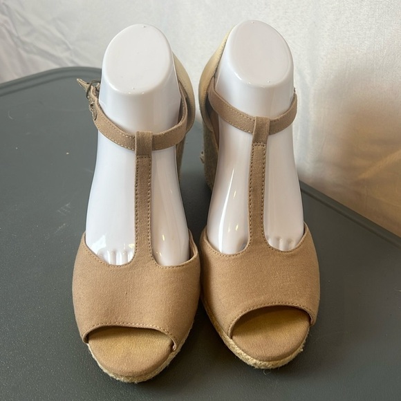 Naturalizer Derby Tan T-Strap Wedge Espadrilles Sandals 10M - Picture 2 of 13